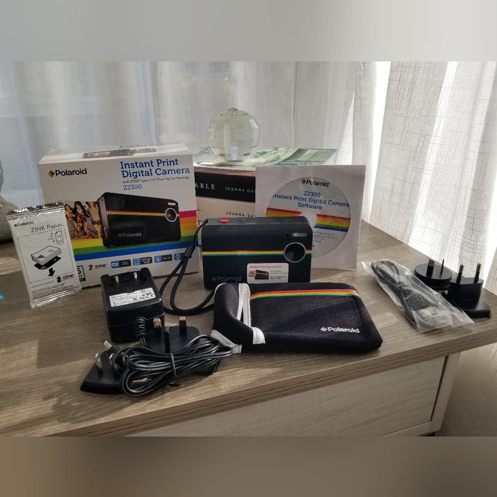 Polaroid Intant Print Digital Camera